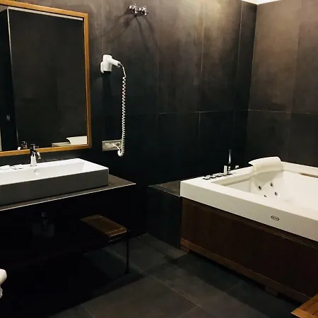 Fiumara לינה וארוחת בוקר