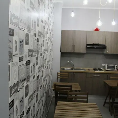 Couette-café Fiumara 3*